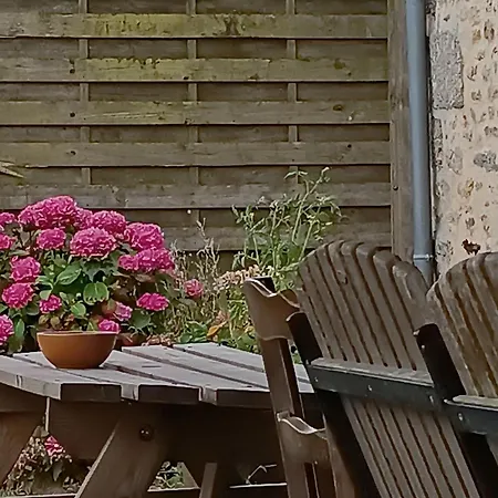 En Normandie Avec Jardin Et Activites A Sensations - Fr-1-410-300